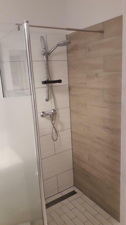 Apartament Oliwka Z Prywatnym Miejscem Postojowym Kołobrzeg Esterno foto