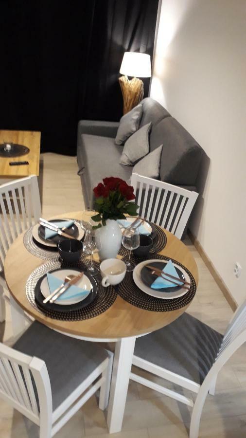 Apartament Oliwka Z Prywatnym Miejscem Postojowym Kołobrzeg Esterno foto