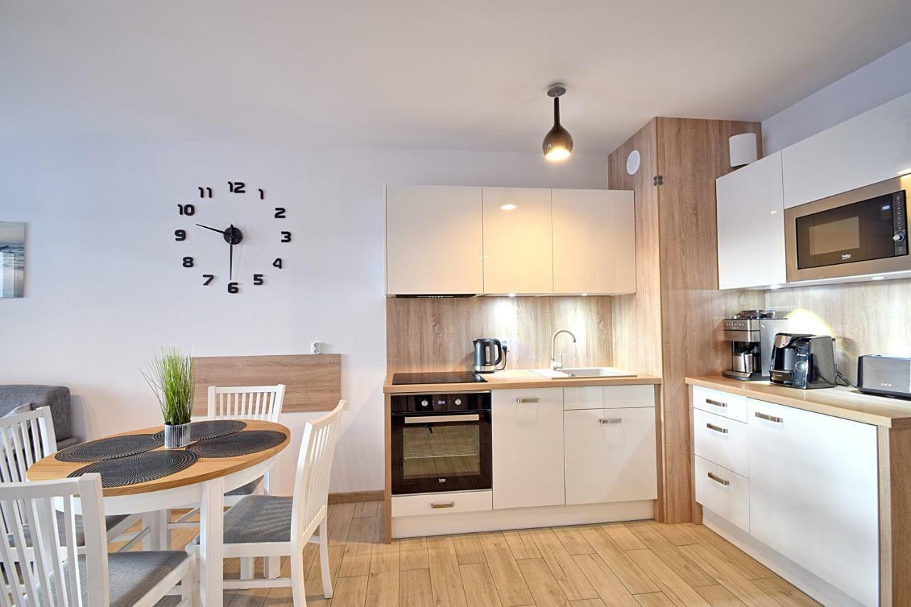 Apartament Oliwka Z Prywatnym Miejscem Postojowym Kołobrzeg Esterno foto